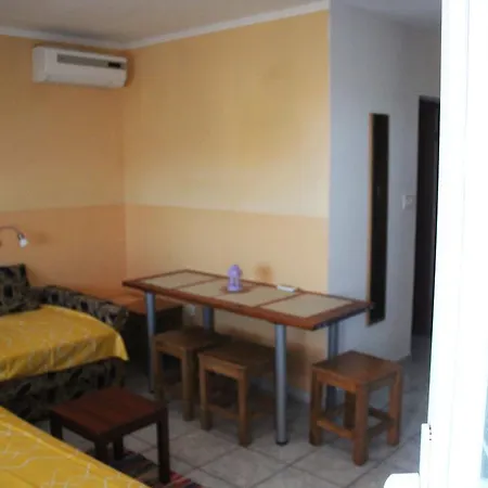 Apartment Apartman Noa